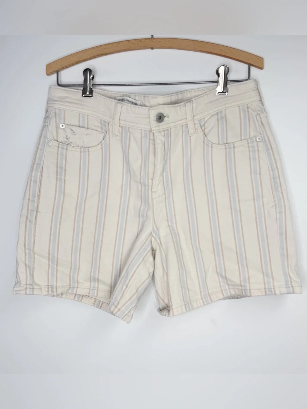 Anthropologie Pilcro and the Letterpress Slim Boyfriend Striped Denim Shorts 28 - Picture 2 of 6